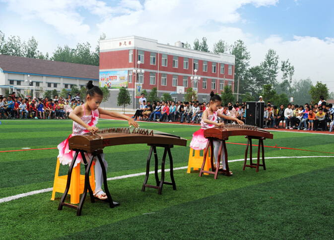 淮海學校成功舉辦第十三屆校園文化藝術(shù)節(jié).jpg